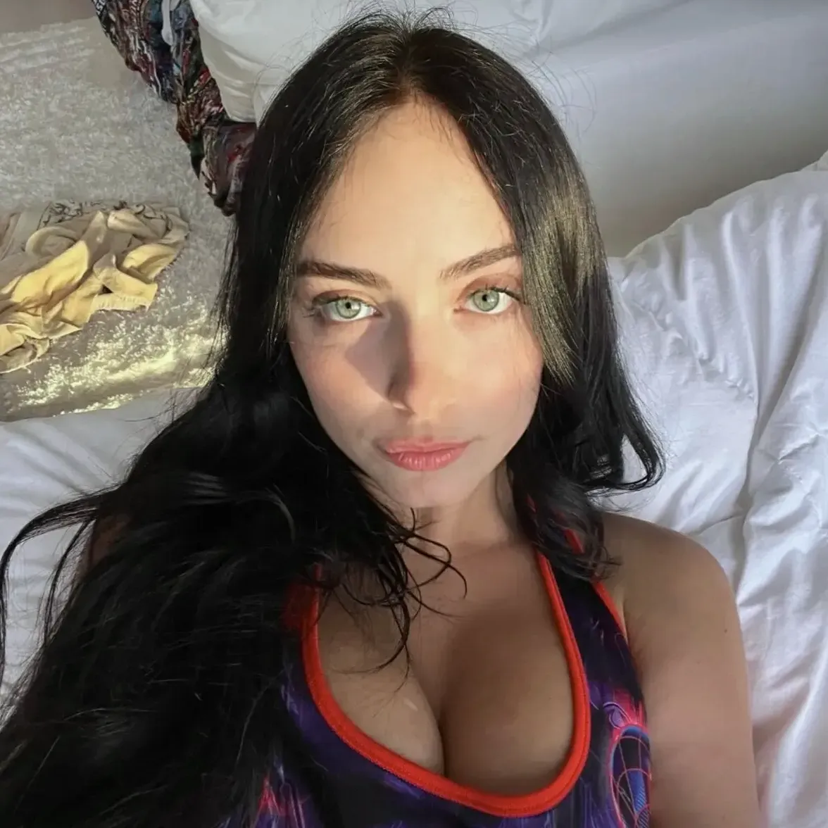 aliiscool video call