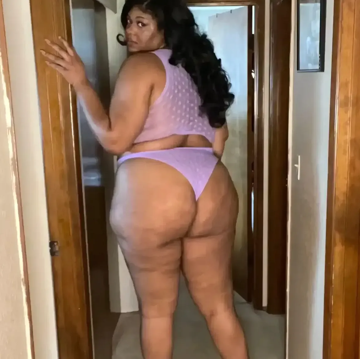 amazon rj bigbutt 4