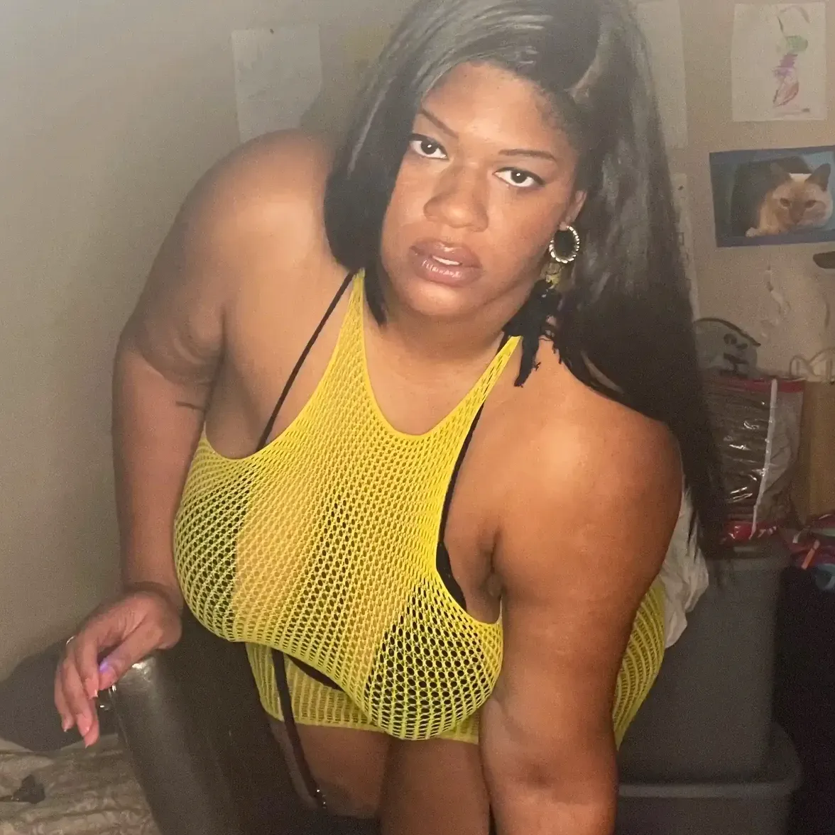 amazon rj black giantess video call
