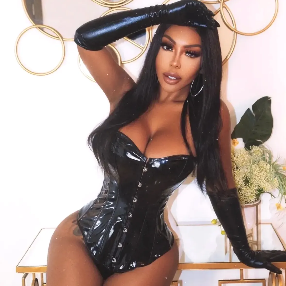 erikayvonnerose
