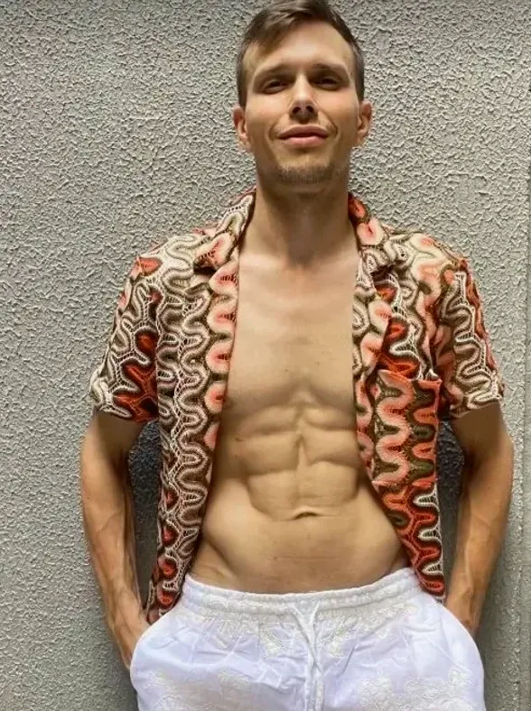 ethanchase gay abs video call