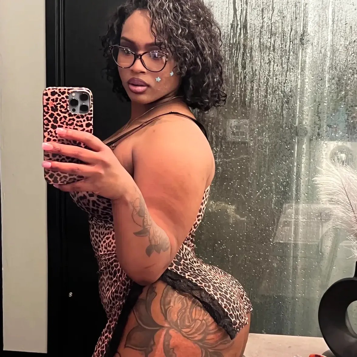 fineassbina bbw ebony kinky video call