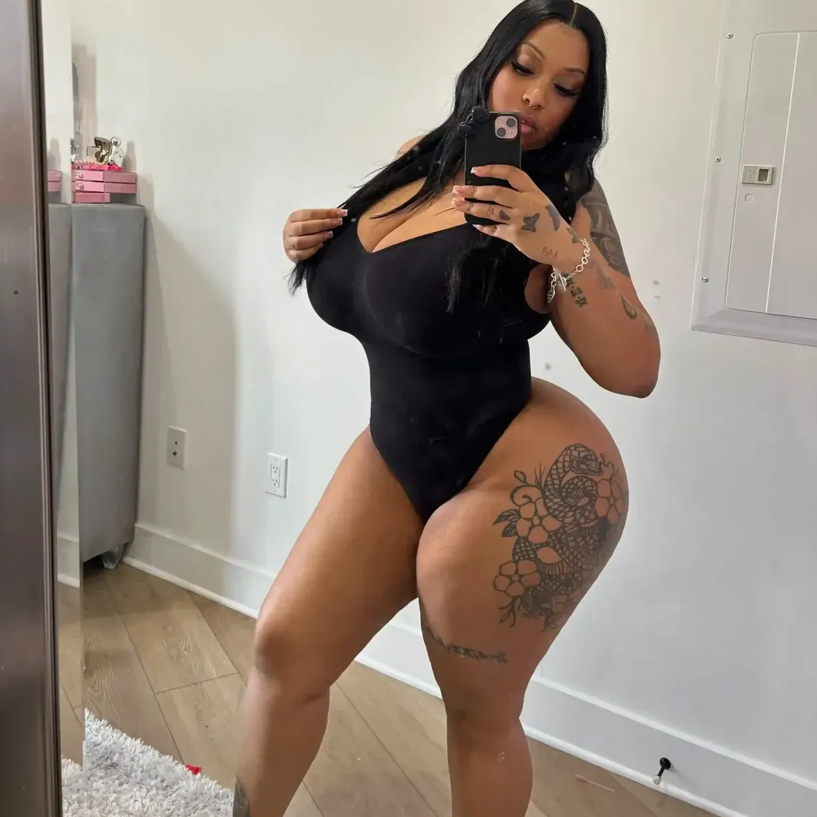kinky kior thick black woman kinky video call