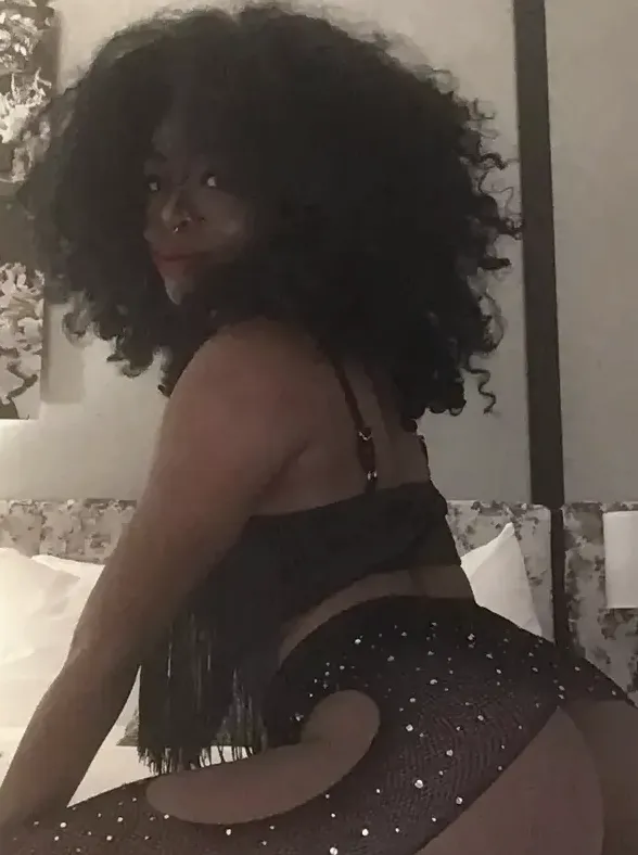 mistressamee ebony video call
