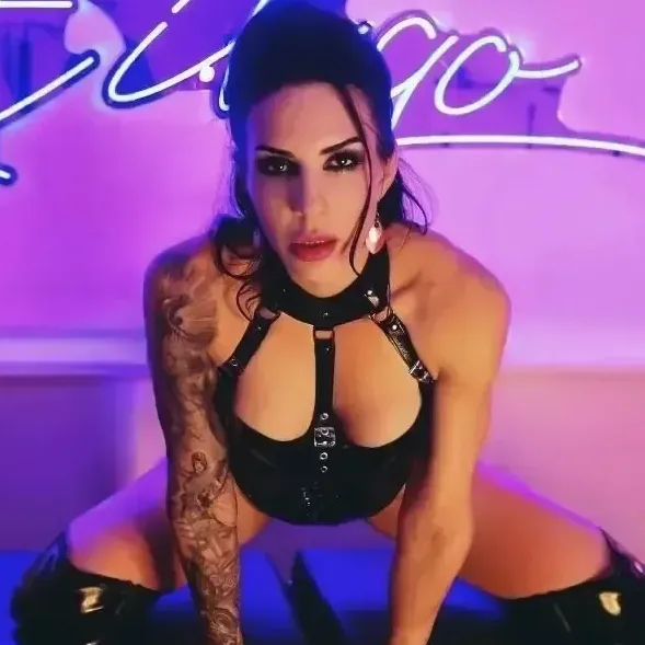 mistresseustacia leather 2
