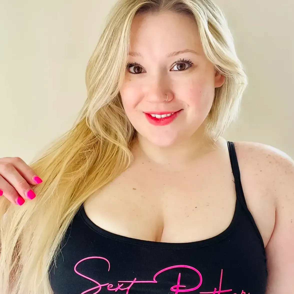 piggyrose spank 4