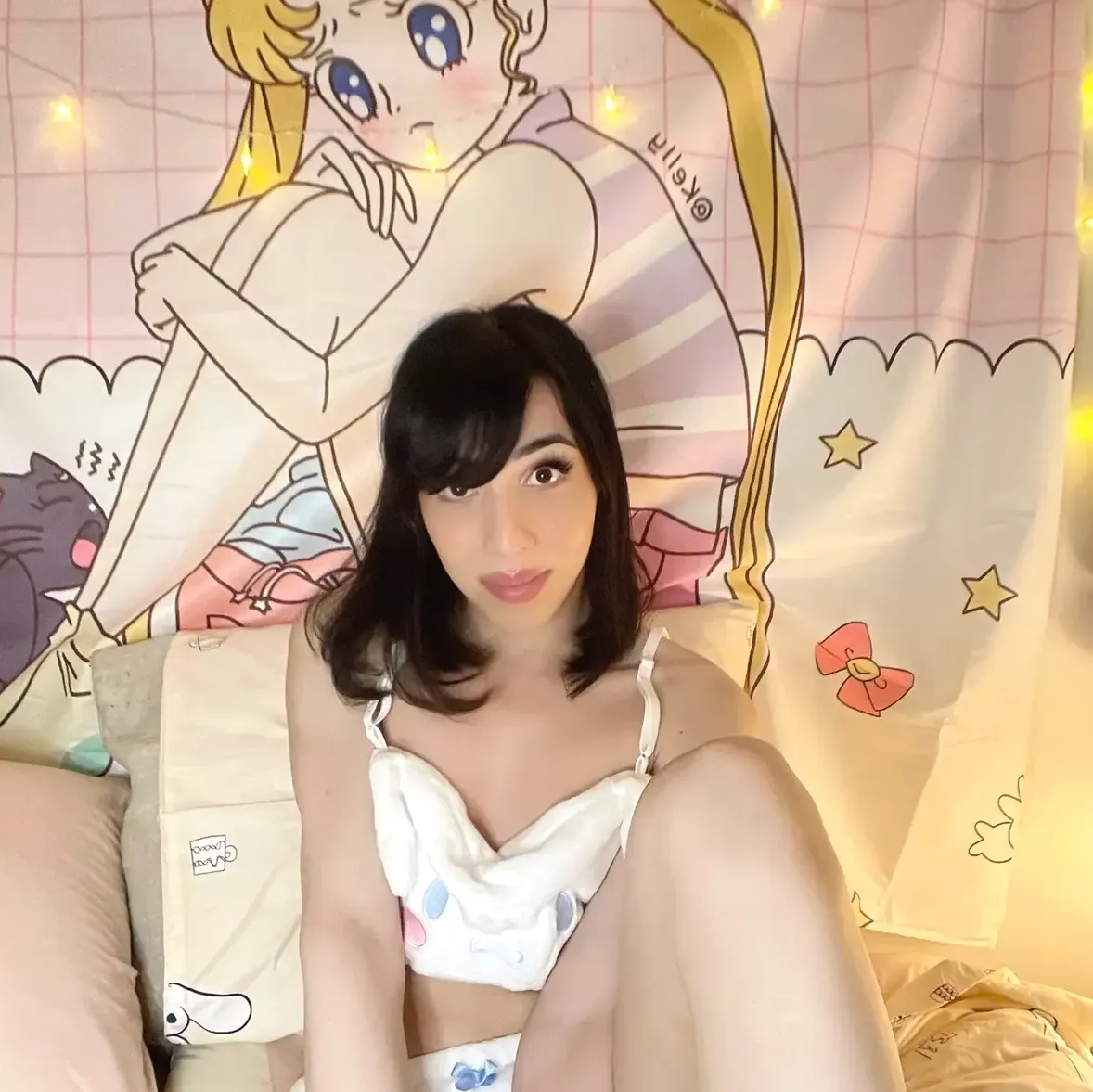 qtwaifu video call