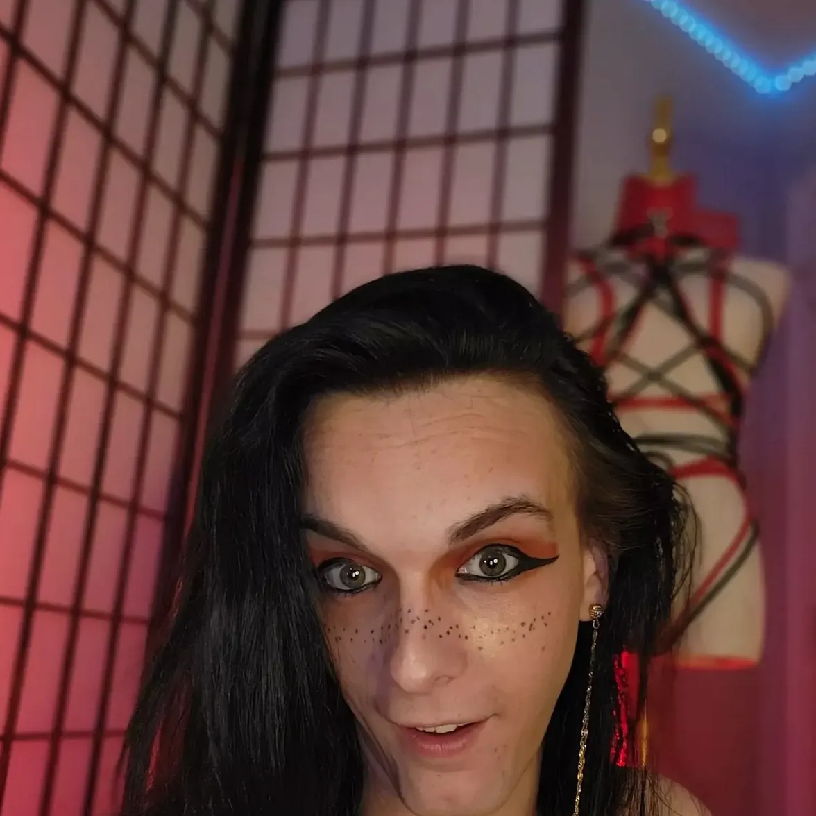 sissysteph96 sissyboy video call