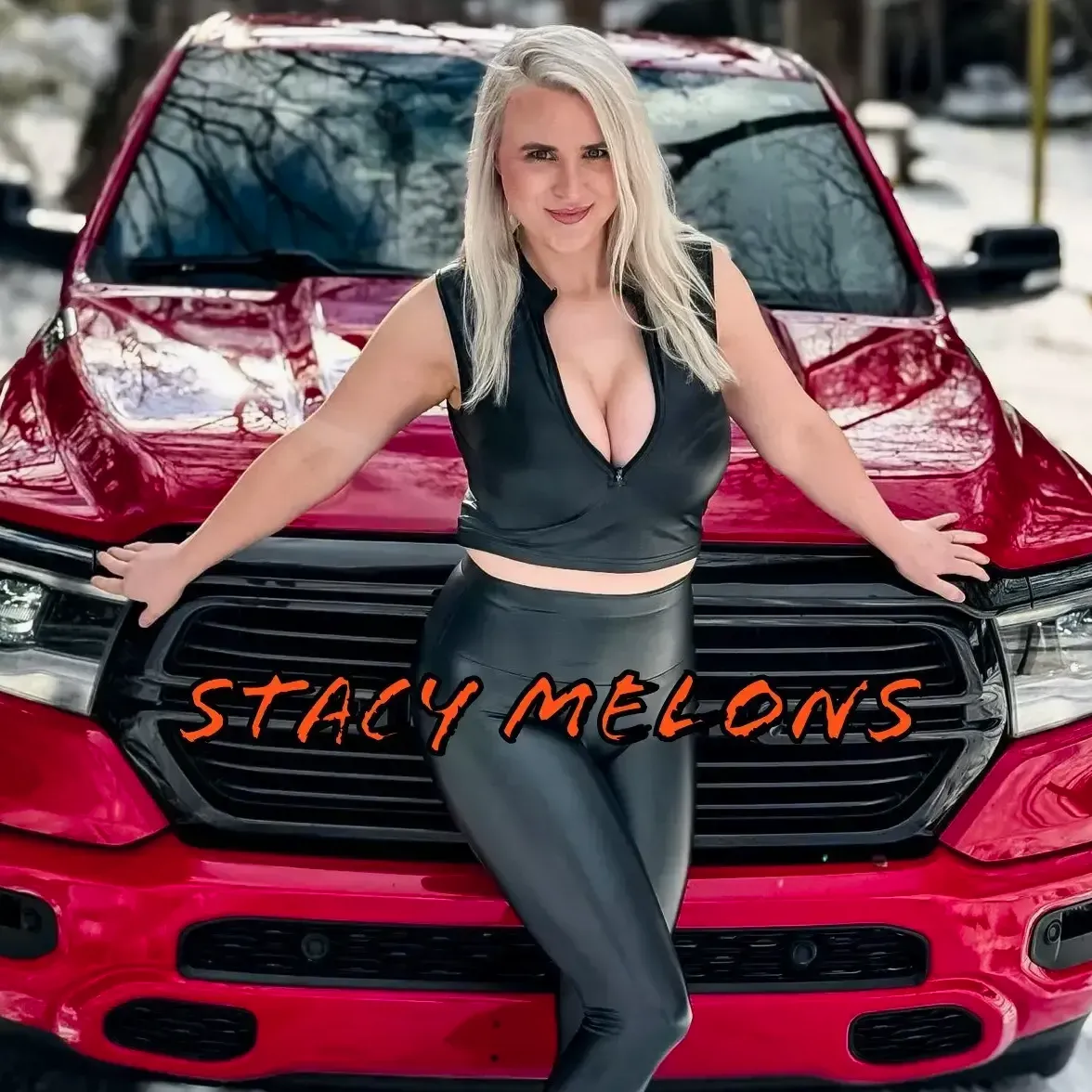 stacymelons profile queen page